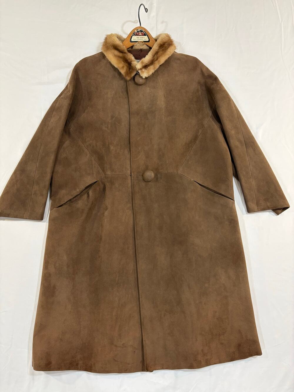 VTG 1960s Famous Barr St. Louis Brown Suede Overcoat Mink Collar Coat
